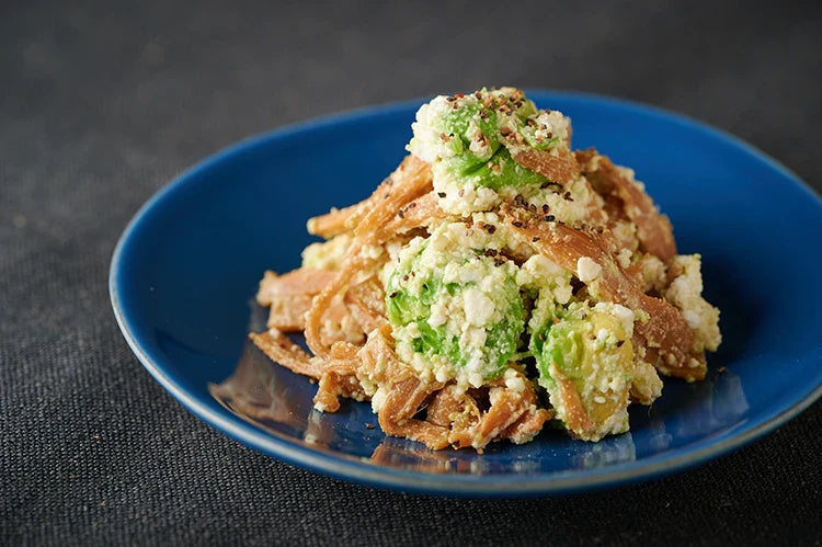 メンマとアボカドのカッテージチーズ和え