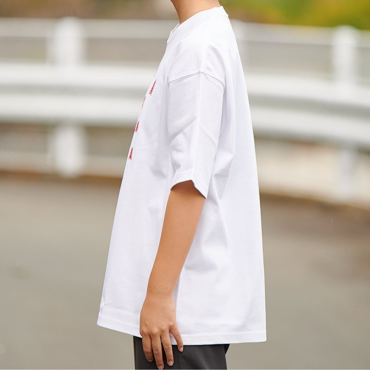 阿夫利 / 御朱印 タイポグラフィTシャツ（WHITE） - らーめんAFURI 公式通販サイト