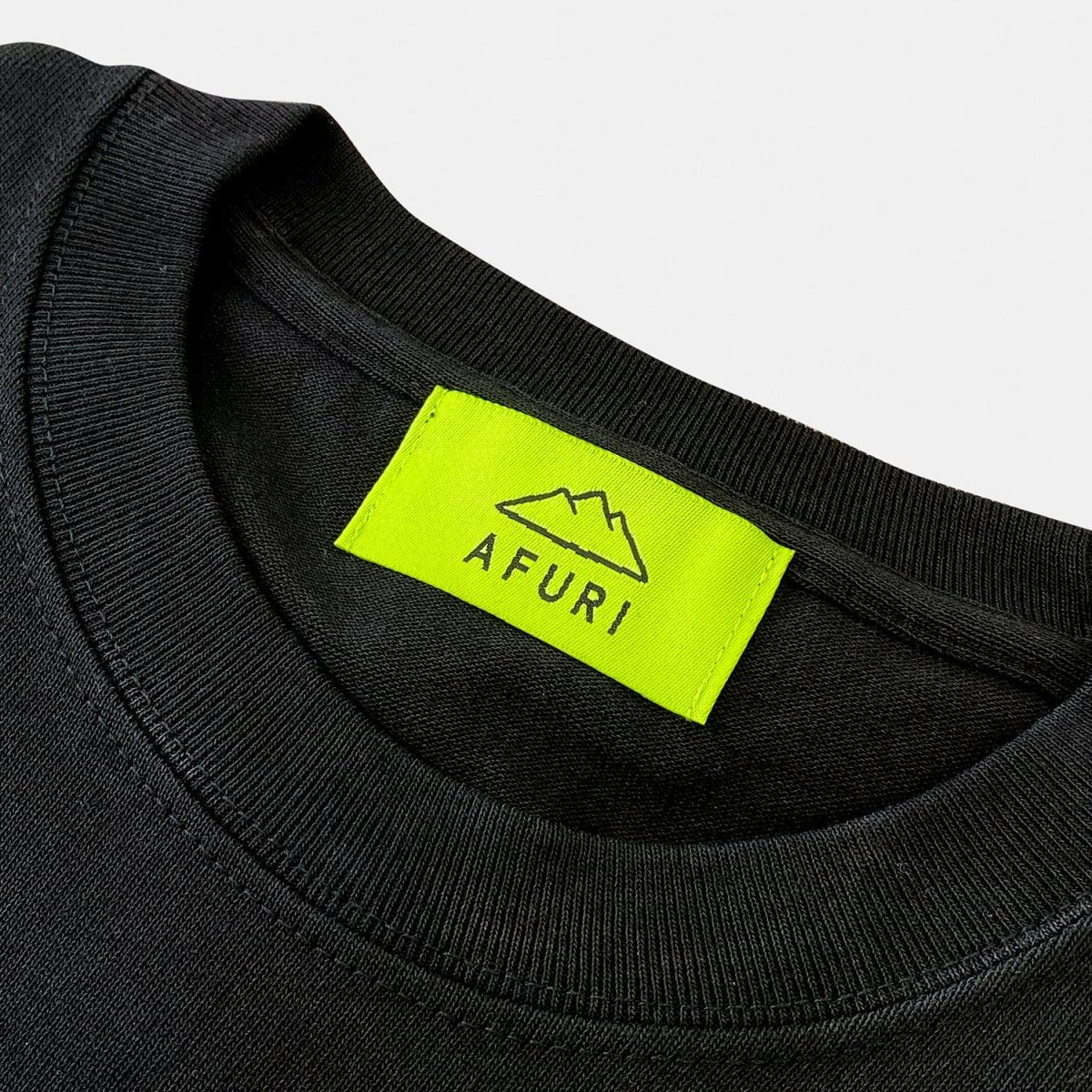 阿夫利 / 御朱印 タイポグラフィTシャツ（BLACK） - らーめんAFURI 公式通販サイト